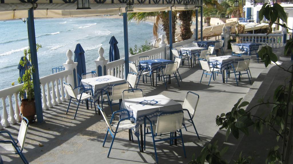 Oasis Hotel Theodoros & Litsa Galaris Agia Marina  Экстерьер фото